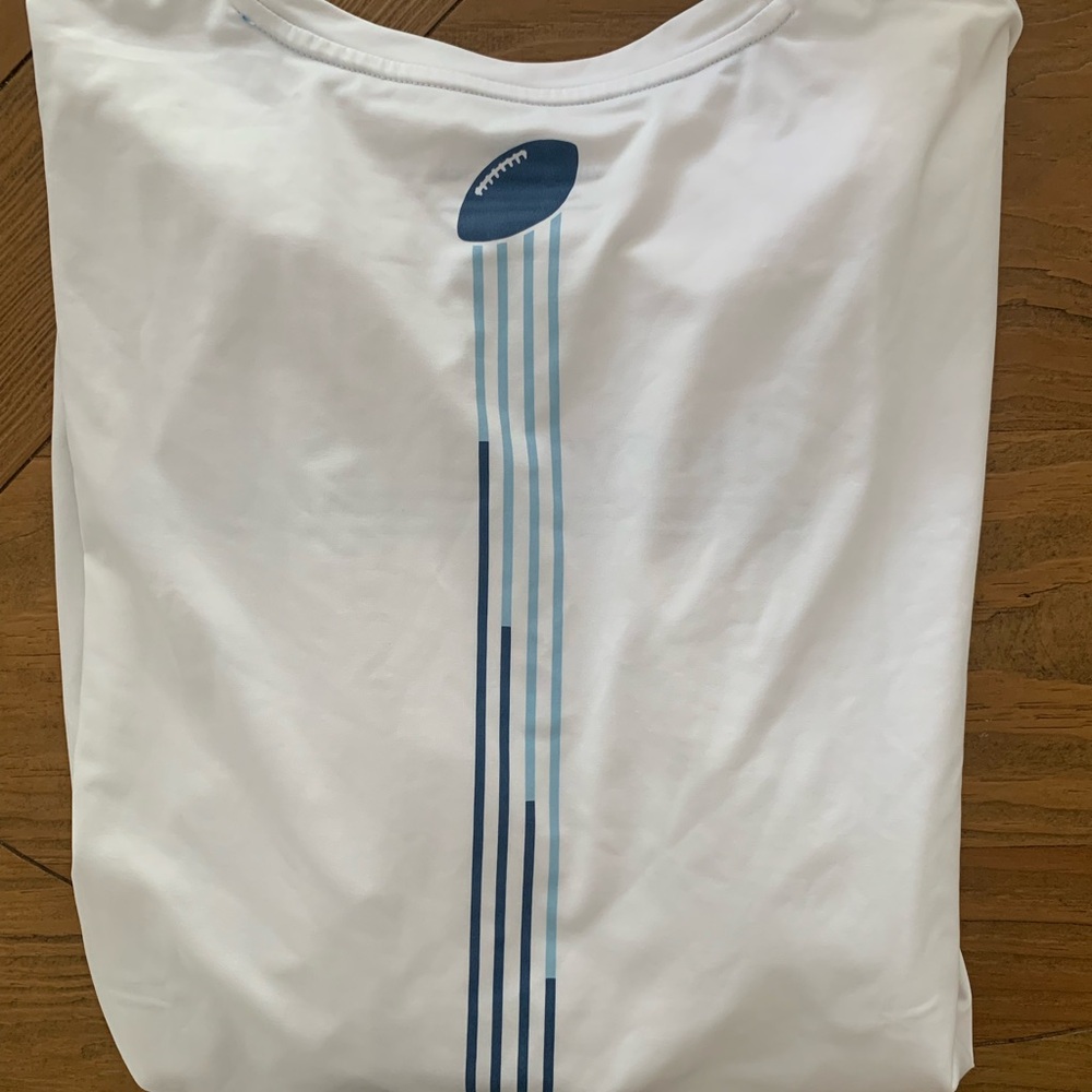 Vineyard Vines White and Blue Performance Tee